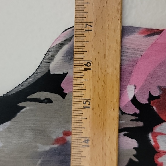 INC Silk Black, Pink, Gray & White Floral Sleeveless Top 6 - Picture 8 of 9